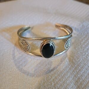 Vintage Mexico Sterling Silver Cuff Bracelet with Black Onyx Stone Sz Small